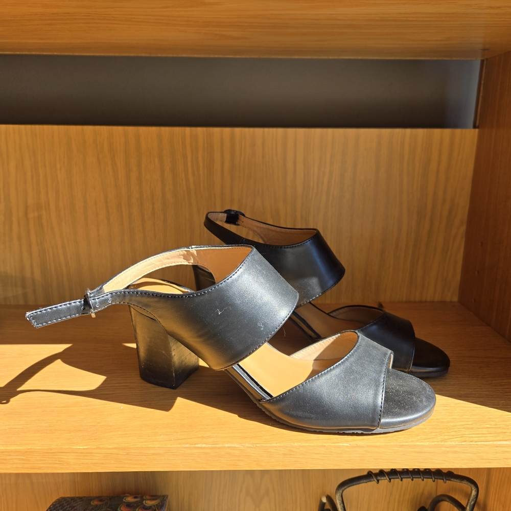 Chic Black Leather Women's Heels